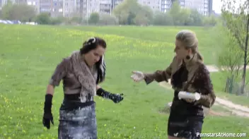 Eurobabes Know How To Have A Picnic Screencap 49 on sinx.preview.netperv.com