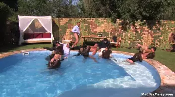 Private Pool Vol. 4 P2 Screencap 13 on sinx.preview.netperv.com