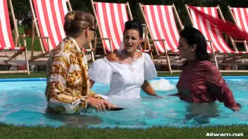 Wedding Day Wetlook Disaster Screencap 39 on sinx.preview.netperv.com