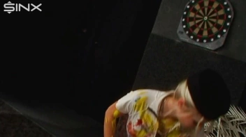 Wet And Messy Paint Play With Sexy Blonde Screencap 35 on sinx.preview.netperv.com