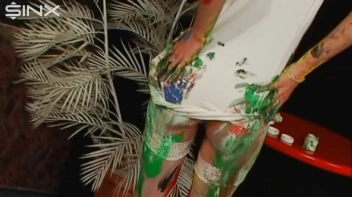 Wet And Messy Paint Play With Sexy Blonde Screencap 60 on sinx.preview.netperv.com