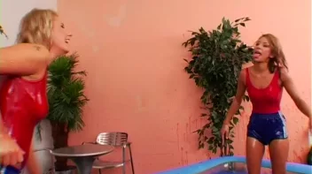 Sexy Bitches Club Gets Oily Screencap 44 on sinx.preview.netperv.com