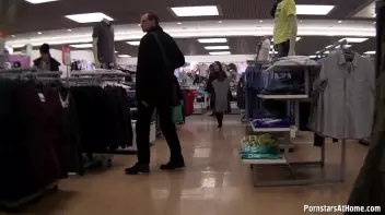 Changing Room Cocksucker Screencap 2 on sinx.preview.netperv.com