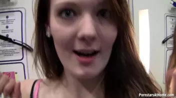 Changing Room Cocksucker Screencap 32 on sinx.preview.netperv.com