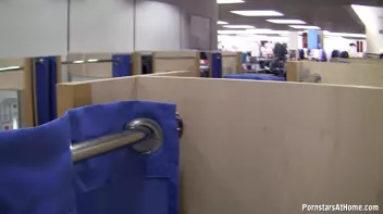 Changing Room Cocksucker Screencap 38 on sinx.preview.netperv.com