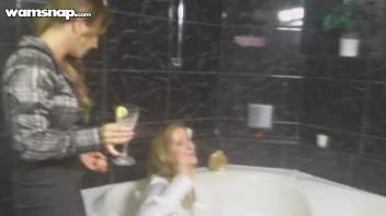 Eggs The Eurobabe Way Screencap 16 on sinx.preview.netperv.com