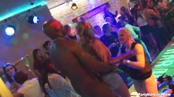 Party Hardcore Gone Crazy Vol. 33 Part 1 - Cam 2 Screencap 88 on sinx.preview.netperv.com