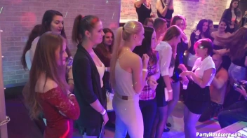 Party Hardcore Gone Crazy Vol. 33 Part 1 - Cam 2 Screencap 17 on sinx.preview.netperv.com