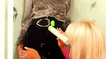 Pussy Shower Screencap 13 on sinx.preview.netperv.com