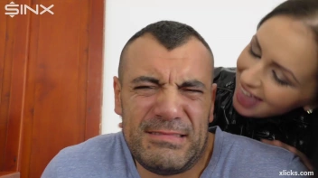 Face Licking Babe Slobbers Over Her Husband Screencap 11 on sinx.preview.netperv.com