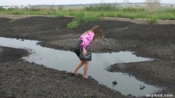 Spoilt Brat Loses It And Falls Into Muddy Puddle - Cam 1 Screencap 7 on sinx.preview.netperv.com