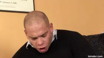 Fun with Doctor Piss Screencap 94 on sinx.preview.netperv.com