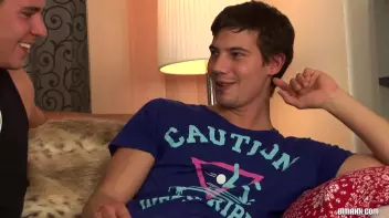 Mind If I Join, Boys? Screencap 2 on sinx.preview.netperv.com