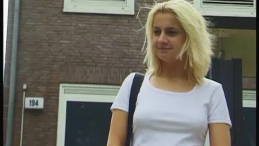 Latest deal - Susi von der Bushaltestelle