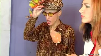 Business Women Egg Fight! Screencap 22 on sinx.preview.netperv.com