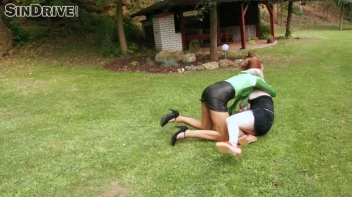 Pretty Pantiless Peeing Babes In The Park Screencap 67 on sinx.preview.netperv.com