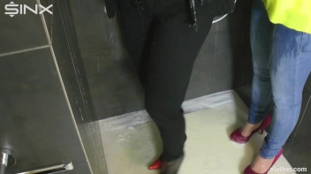 Cuties Share Sudsy Shower Time Screencap 24 on sinx.preview.netperv.com