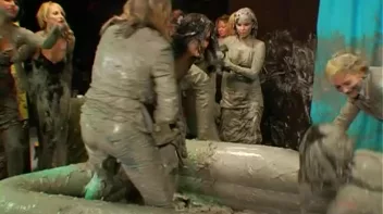 Gina Killmer Enters The Mud Ring Screencap 94 on sinx.preview.netperv.com