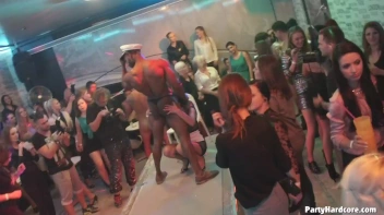 Party Hardcore Gone Crazy Vol. 31 Part 4 - Cam 2 Screencap 18 on sinx.preview.netperv.com