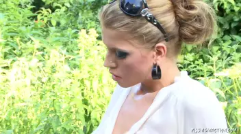 Full Service Piss Statue Screencap 29 on sinx.preview.netperv.com