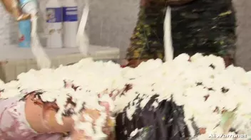 Spin The Bottle: Messy Edition Screencap 75 on sinx.preview.netperv.com