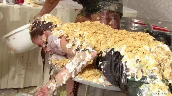 Spin The Bottle: Messy Edition Screencap 76 on sinx.preview.netperv.com