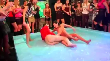 Kia Winston vs. Anita Queen Screencap 80 on sinx.preview.netperv.com