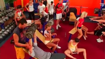 Bisexual Gym Party Gets Going! Screencap 22 on sinx.preview.netperv.com