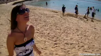 Handjob In Heat Screencap 12 on sinx.preview.netperv.com