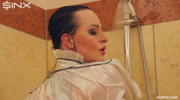 Clothed Beauty Showering In Satin Blouse Screencap 11 on sinx.preview.netperv.com