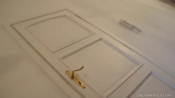 A Little Help Never Hurt Screencap 5 on sinx.preview.netperv.com