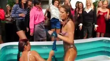 Oily Wrestling Battle You Gotta See! Screencap 34 on sinx.preview.netperv.com