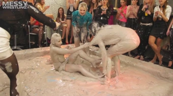 Messy Wrestling: Casual Splat and Catfight To Get To Those Huge Titties! Screencap 49 on sinx.preview.netperv.com
