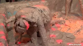 Eurobabes Going Mud Mad! Screencap 39 on sinx.preview.netperv.com