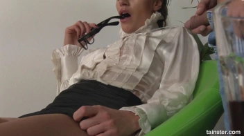 Keeping It Porfessional With Piss Screencap 16 on sinx.preview.netperv.com