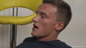 Keeping It Porfessional With Piss Screencap 34 on sinx.preview.netperv.com