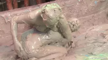 Let's Get Ready To Double Mud Rumble! Screencap 80 on sinx.preview.netperv.com