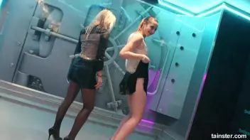 Dripping wet lesbian amateurs Screencap 49 on sinx.preview.netperv.com