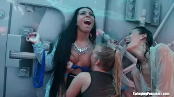 Summer Jam Bang Part 4 - Lesbo Cam Screencap 29 on sinx.preview.netperv.com