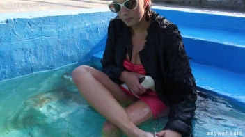 Waterpark Fun For Fully Clothed Brunette Babe Screencap 48 on sinx.preview.netperv.com