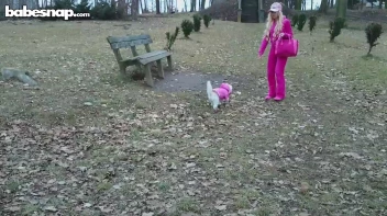 Goth vs. Preppy Pink Battle In The Park Screencap 12 on sinx.preview.netperv.com