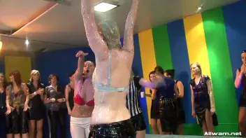 Gel Catfight Done Right Screencap 97 on sinx.preview.netperv.com