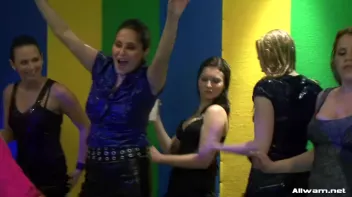 Gel Catfight Done Right Screencap 12 on sinx.preview.netperv.com