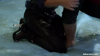 Gel Catfight Done Right Screencap 13 on sinx.preview.netperv.com