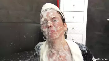 Slime cleaning turns into Slime fuck Screencap 74 on sinx.preview.netperv.com