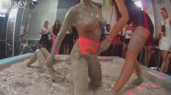 Messy Wrestling: Different Styles Go Wild In The Mud - It's All One Big Mess In The End! Screencap 41 on sinx.preview.netperv.com