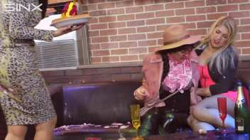 Cream Flans Make The Party Even Messier! Screencap 16 on sinx.preview.netperv.com