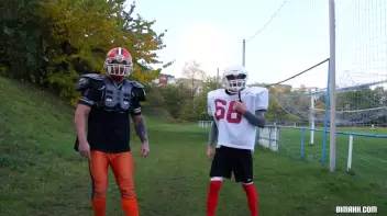 Sporty bi threesome Screencap 2 on sinx.preview.netperv.com