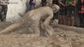 Muddy Wrestling: Jenny Lee vs. Liana Screencap 104 on sinx.preview.netperv.com