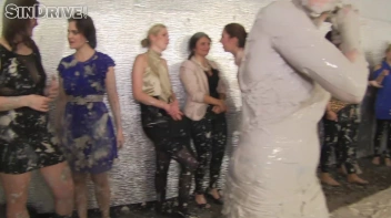 Muddy Wrestling: Jenny Lee vs. Liana Screencap 83 on sinx.preview.netperv.com